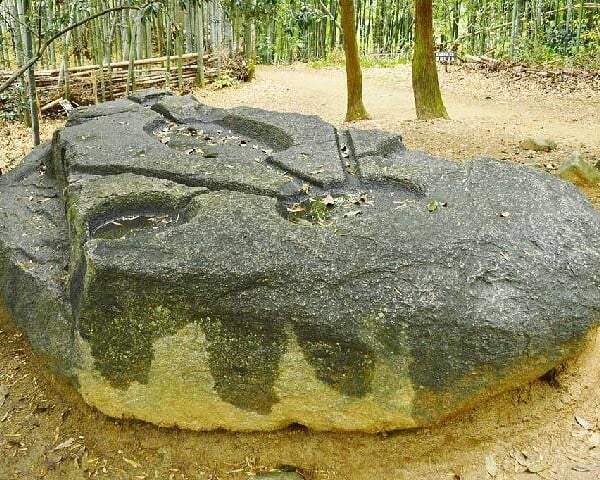 奈良県明日香村・酒船石