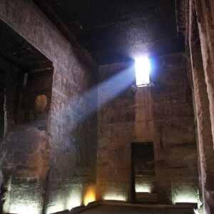 デンデラ　ハトホル神殿