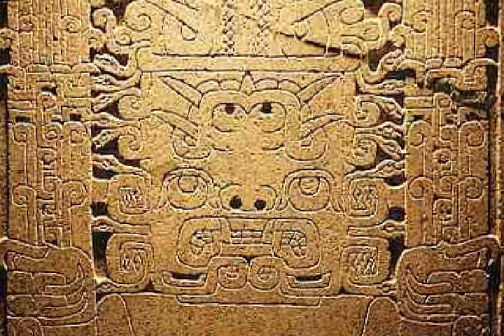 ライモンディの石碑