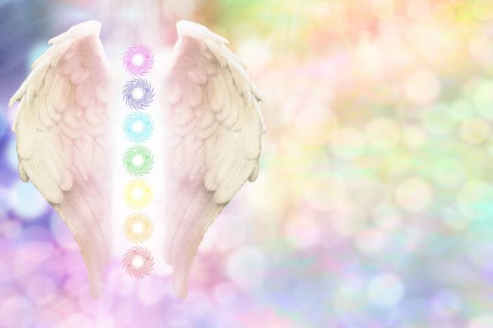 天使の羽と7つのチャクラ