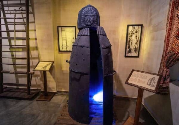 アイアンメイデン